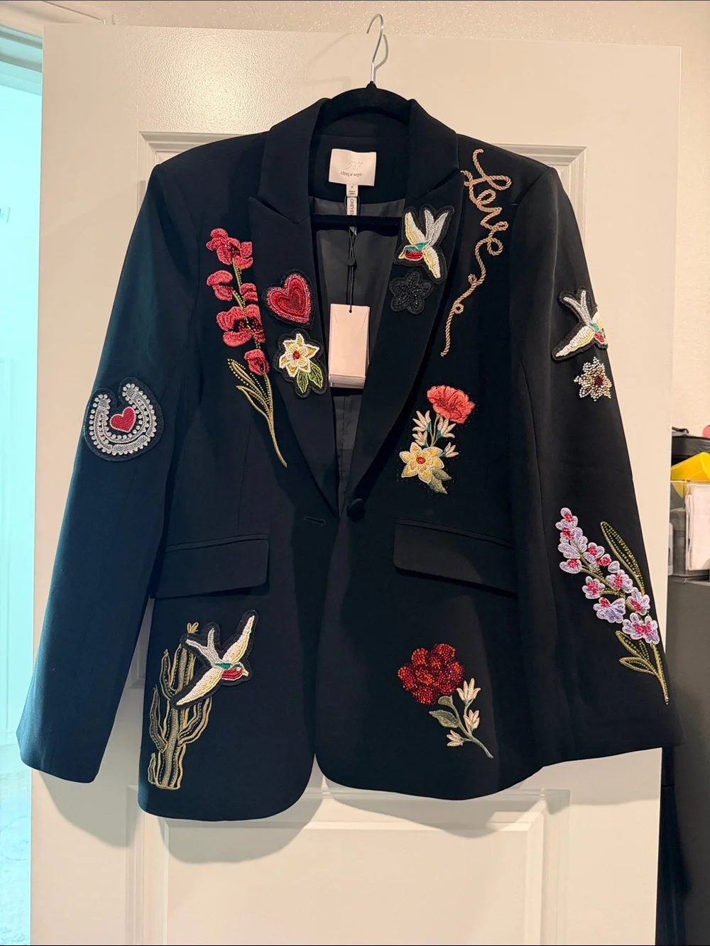 cinq a sept Black Embroidered Floral & Bird Blazer - Picture 4 of 5